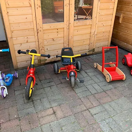 펜션 Casa Elisa - Zum Wohlfuehlen 베른카슈텔쿠에스