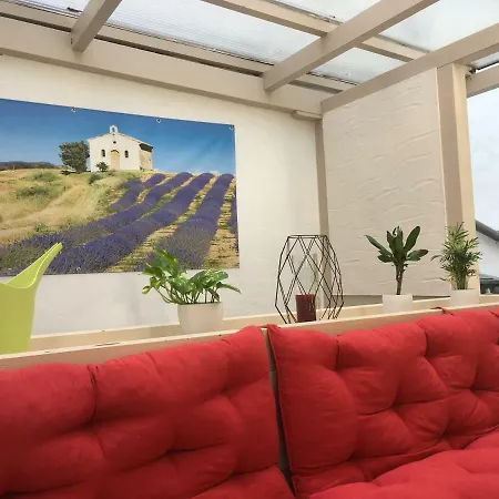 펜션 Casa Elisa - Zum Wohlfuehlen 베른카슈텔쿠에스