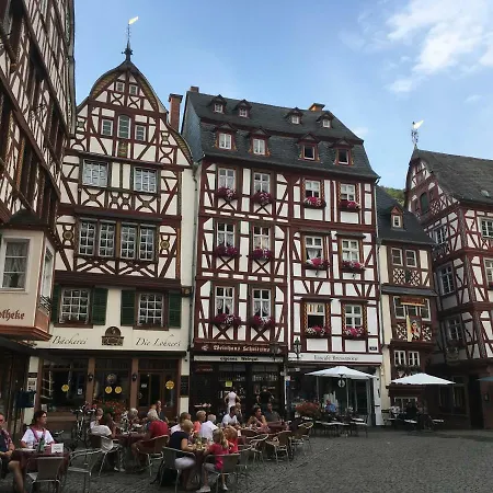 Casa Elisa - Zum Wohlfuehlen 度假居 贝恩卡斯特尔-屈斯